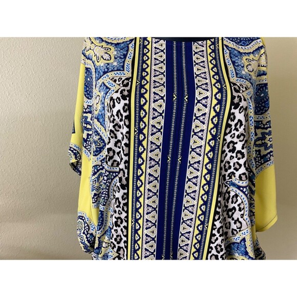 CHICO'S 3- XL Blue & yellow animal print Pullover Bat Wing Shirt Blouse Top - Picture 2 of 12